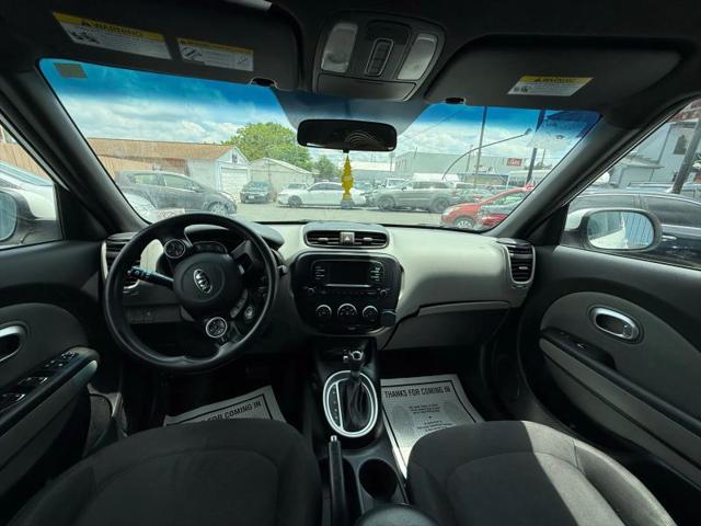 2017 Kia Soul Base