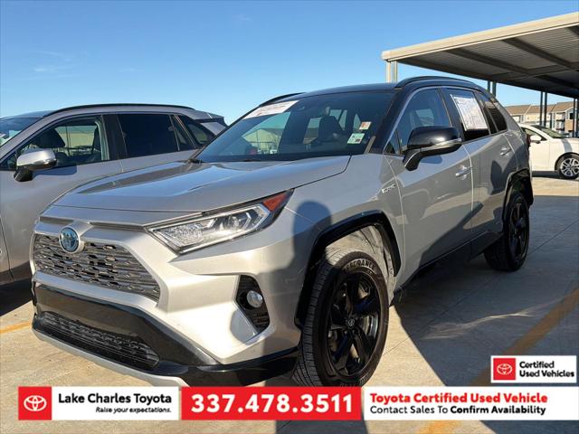 2020 Toyota RAV4 XSE's photo