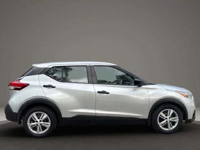 2020 Nissan Kicks S Xtronic CVT