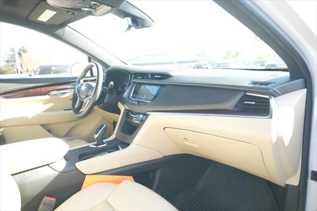 2017 Cadillac XT5 Luxury