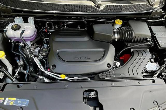 2026 Chrysler Pacifica Limited AWD