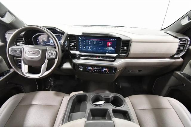 2024 GMC Sierra 1500 4WD Crew Cab Short Box SLT