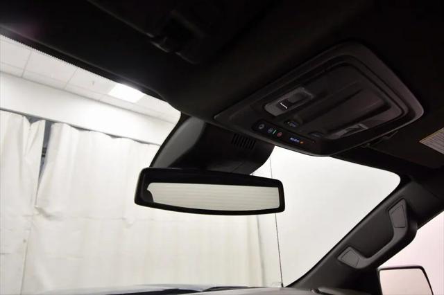 2024 GMC Sierra 1500 4WD Crew Cab Short Box SLT