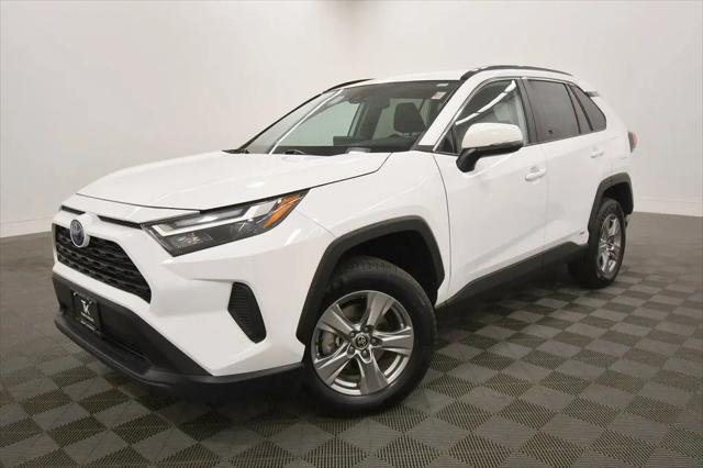 2024 Toyota RAV4 Hybrid XLE