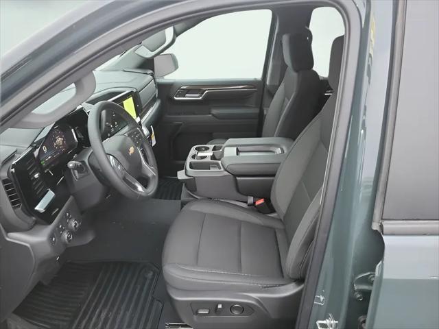 2025 Chevrolet Silverado 1500 4WD Crew Cab Short Bed LT with 2FL