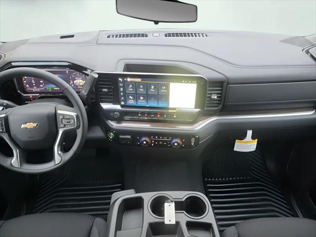 2025 Chevrolet Silverado 1500 4WD Crew Cab Short Bed LT with 2FL
