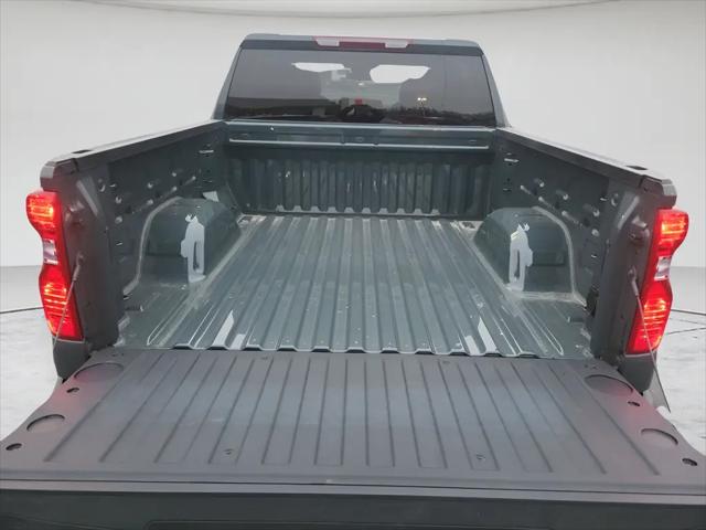 2025 Chevrolet Silverado 1500 4WD Crew Cab Short Bed LT with 2FL