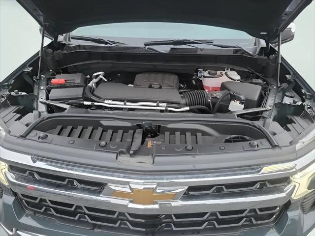 2025 Chevrolet Silverado 1500 4WD Crew Cab Short Bed LT with 2FL