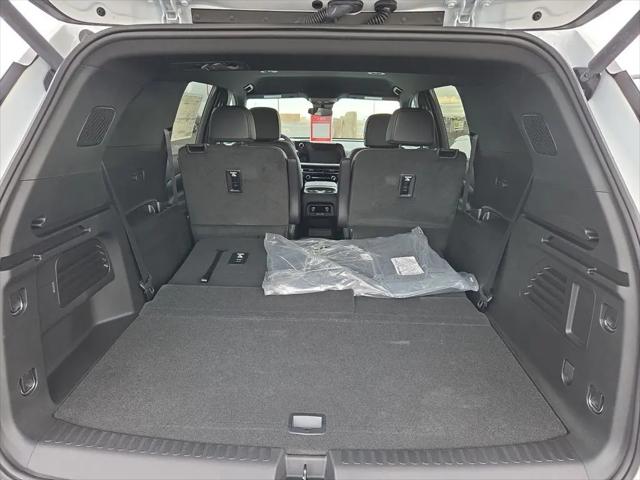 2025 Chevrolet Traverse FWD LT