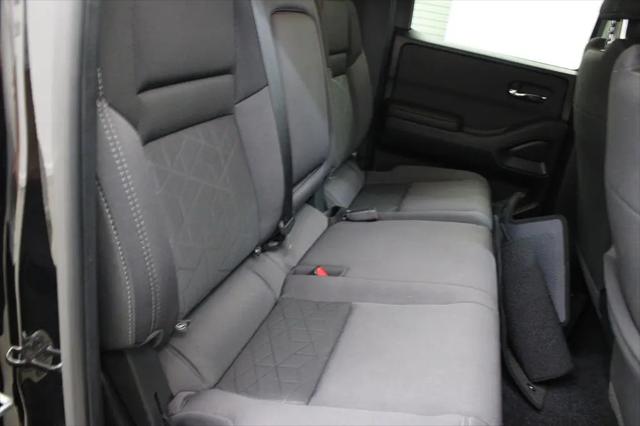 2026 Nissan Frontier Crew Cab SV 4x2