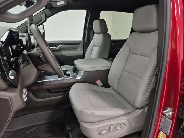2026 GMC Sierra 2500HD Crew Cab, Standard Bed, SLT, 4WD