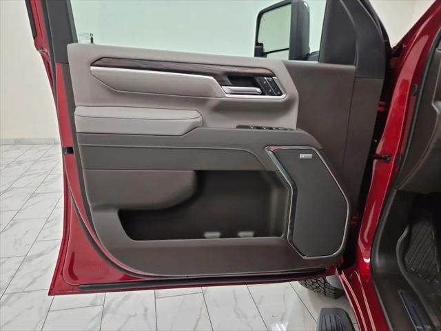 2026 GMC Sierra 2500HD Crew Cab, Standard Bed, SLT, 4WD