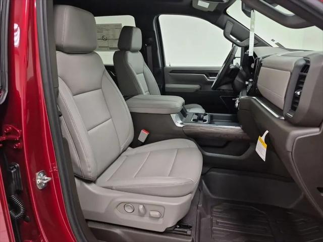 2026 GMC Sierra 2500HD Crew Cab, Standard Bed, SLT, 4WD