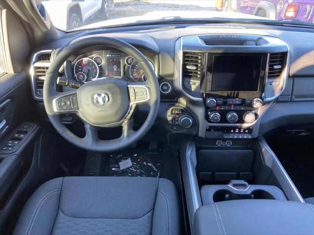 2025 Ram 1500 Big Horn Crew Cab 4x4 57 Box