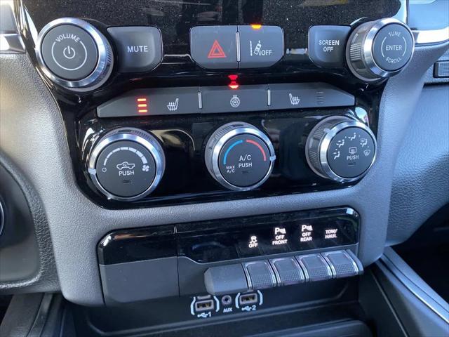 2025 Ram 1500 Big Horn Crew Cab 4x4 57 Box