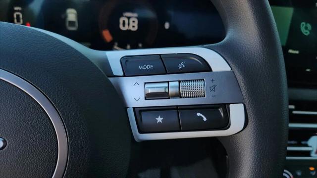 2026 Hyundai Santa Cruz SE