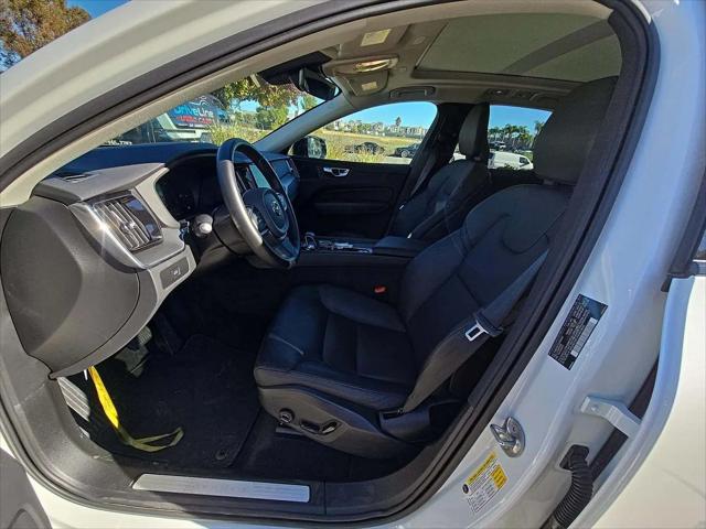2025 Volvo XC60 B5 Core