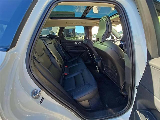 2025 Volvo XC60 B5 Core