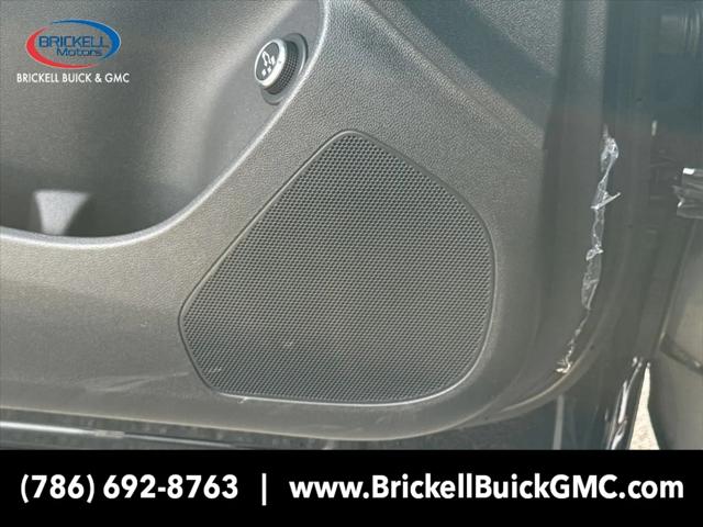 2026 Buick NV Preferred FWD