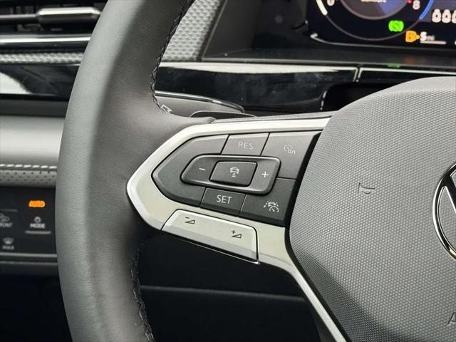 2026 Volkswagen Atlas Cross Sport SEL R-Line Black