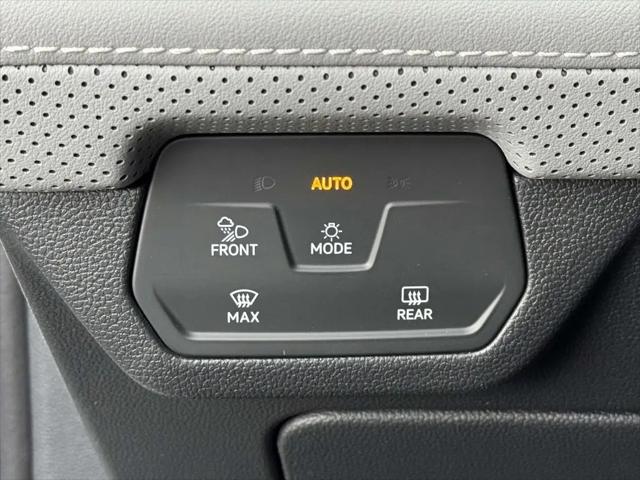 2026 Volkswagen Atlas Cross Sport SEL R-Line Black