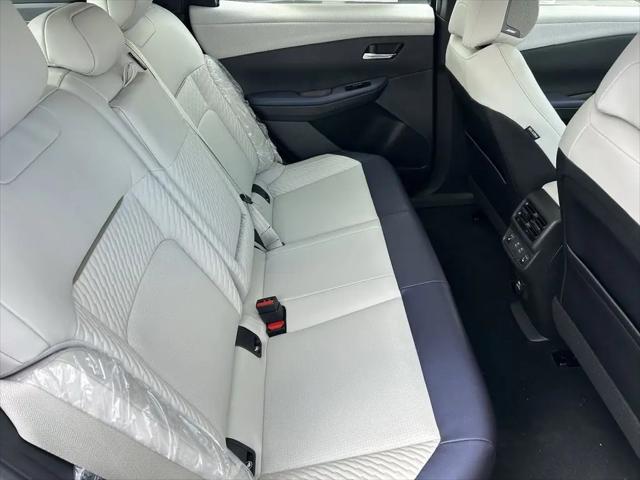 2026 Nissan LEAF PLATINUM+