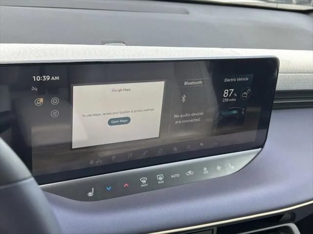 2026 Nissan LEAF PLATINUM+