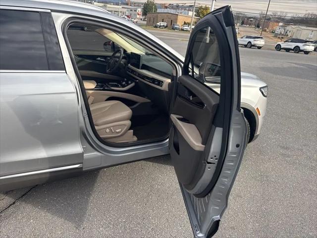 2023 Lincoln Nautilus Standard