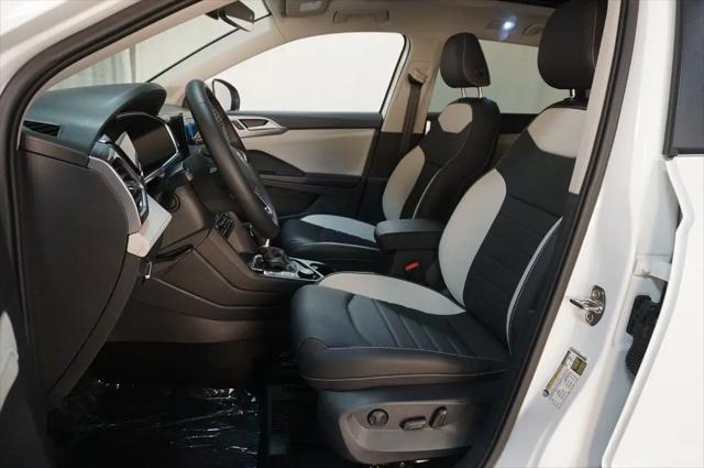 2026 Volkswagen Taos SEL