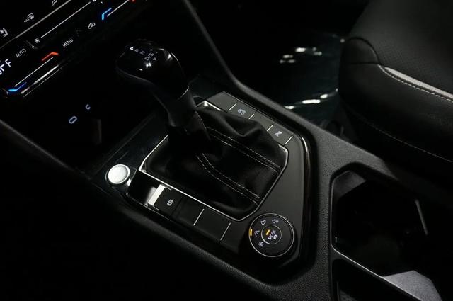 2026 Volkswagen Taos SEL