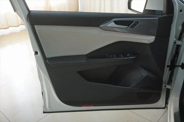 2026 Volkswagen Taos SEL