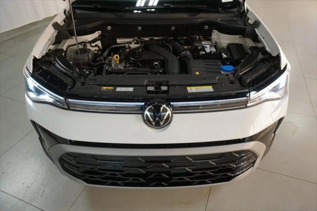 2026 Volkswagen Taos SEL