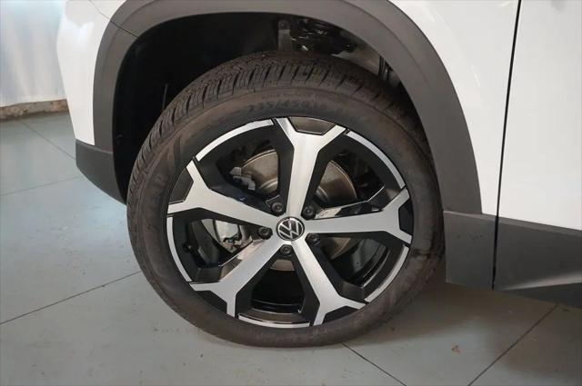 2026 Volkswagen Taos SEL