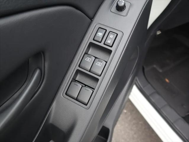 2026 Nissan Frontier Crew Cab SV 4x2