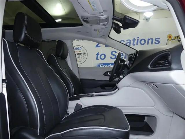 2023 Chrysler Pacifica Limited AWD
