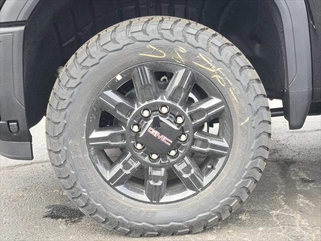2026 GMC Sierra 2500HD Crew Cab, Standard Bed, AT4, 4WD