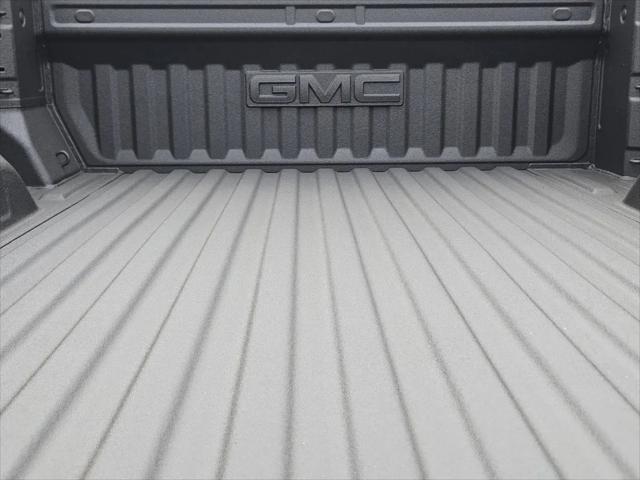 2026 GMC Sierra 2500HD Crew Cab, Standard Bed, AT4, 4WD