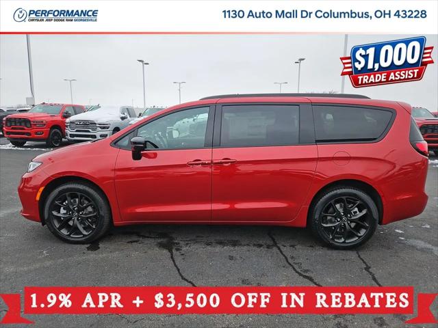 2026 Chrysler Pacifica Select AWD