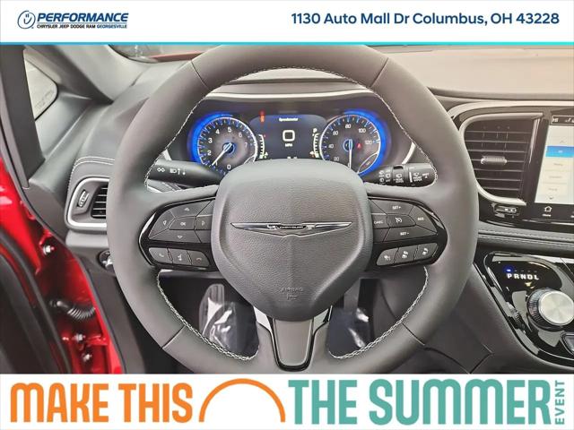 2026 Chrysler Pacifica Select AWD