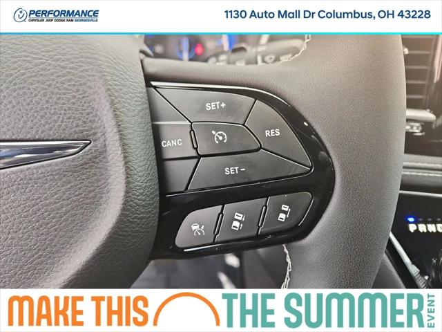 2026 Chrysler Pacifica Select AWD