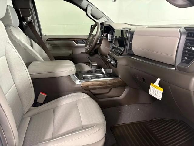 2026 Chevrolet Silverado 1500 4WD Crew Cab Standard Bed LT
