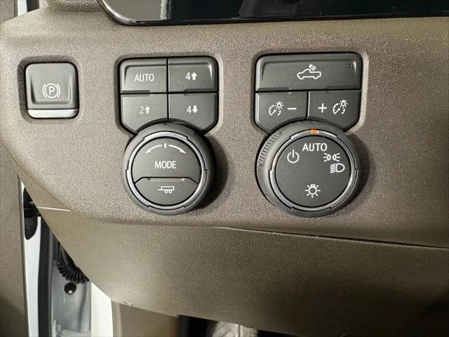 2026 Chevrolet Silverado 1500 4WD Crew Cab Standard Bed LT