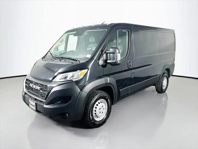 2026 Ram ProMaster Cargo Van Tradesman Low Roof 136" WB w/Pass Seat