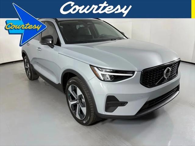 2026 Volvo XC40 Core, B4 FWD Gas (mild hybrid), Dark for sale in Scottsdale, AZ