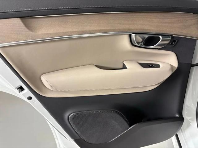 2026 Volvo XC90 Core, B5 AWD Gas (mild hybrid), Gasoline, Bright, 7 Seats