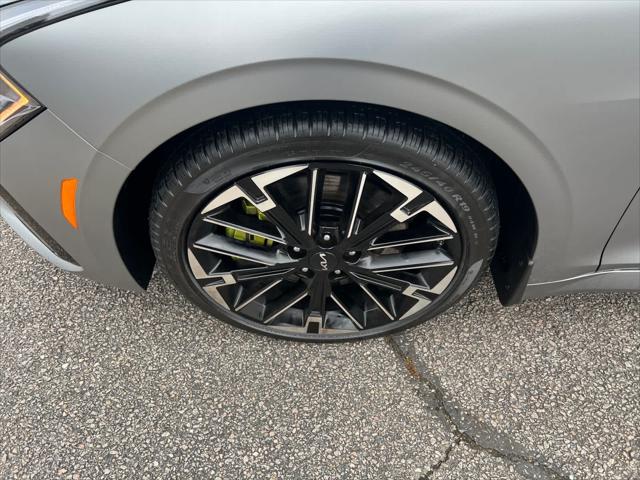 2025 Kia K5 GT