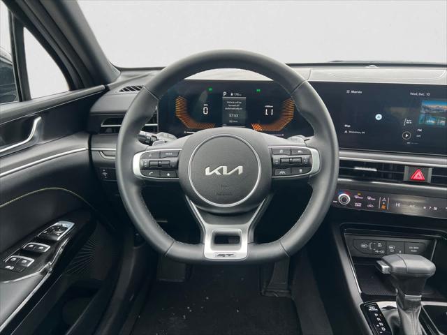 2025 Kia K5 GT