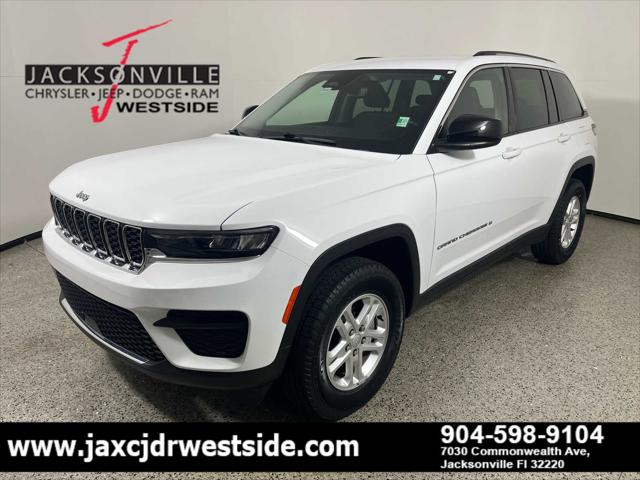 2023 Jeep Grand Cherokee Laredo 4x4 2023 Jeep Grand Cherokee Laredo 4x4