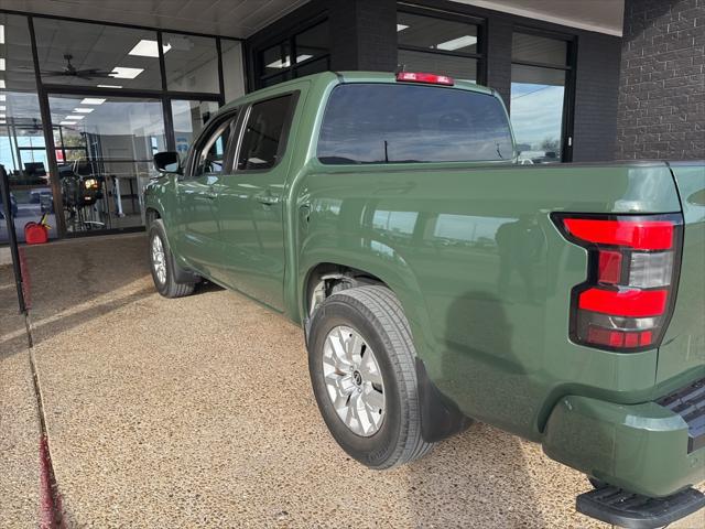 2022 Nissan Frontier Crew Cab SV 4x2