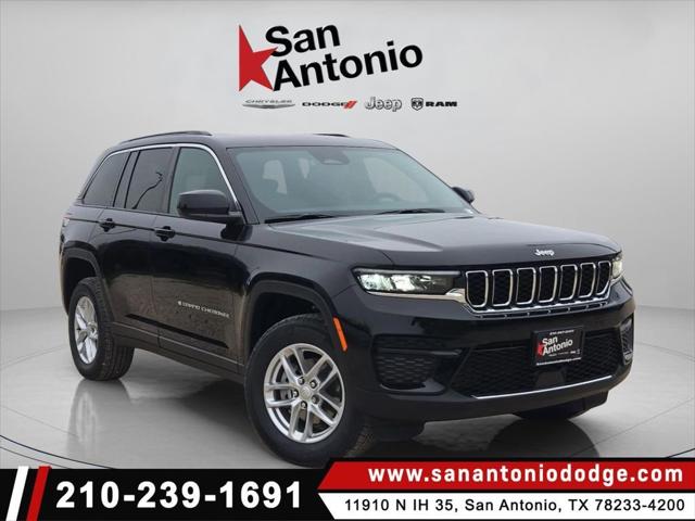 2025 Jeep Grand Cherokee GRAND CHEROKEE LAREDO X 4X4 2025 Jeep Grand Cherokee GRAND CHEROKEE LAREDO X 4X4